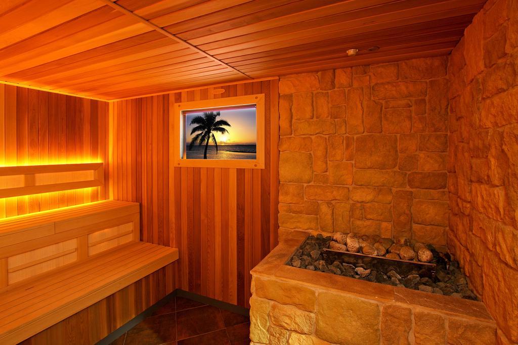 Palac Saturna تشيلاش المظهر الخارجي الصورة